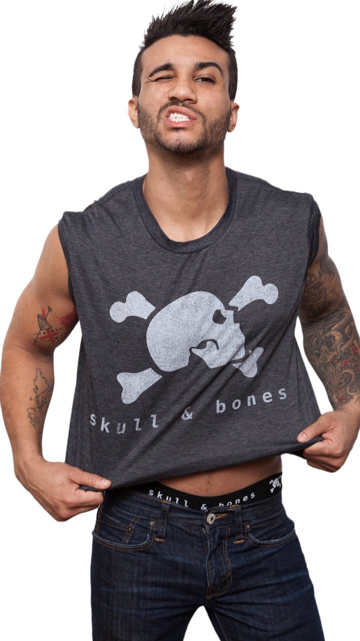 ☠️ Holiday Gift Guide #1 - Skull and Bones
