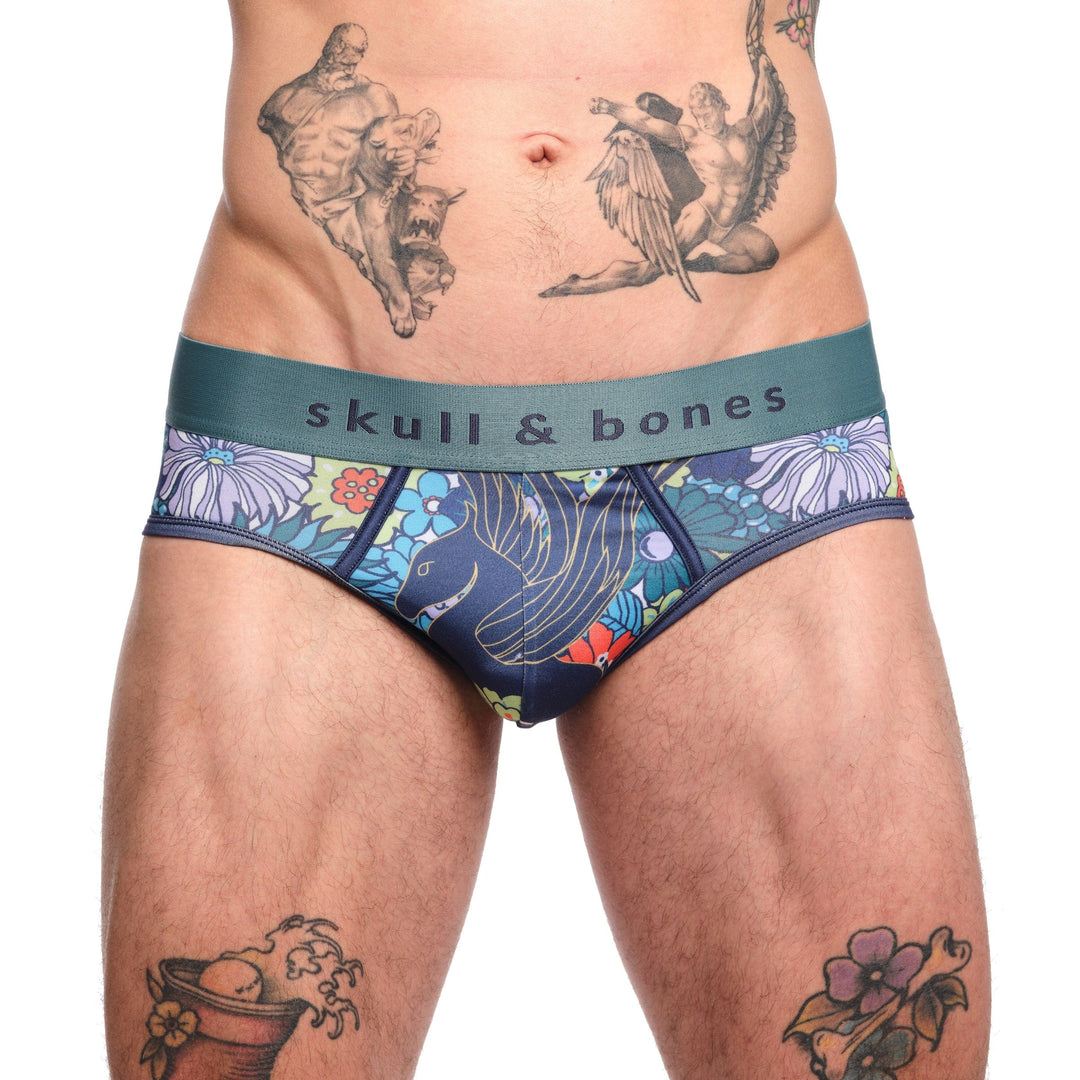 Skull and Bones Classic Trunk Underwear - SB02 (Pink Shark Print, S) :  : Clothing, Shoes & Accessories