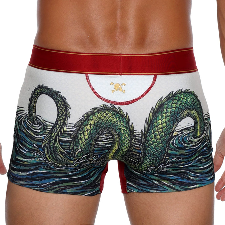 Skull and BonesOceanSerpent Trunk