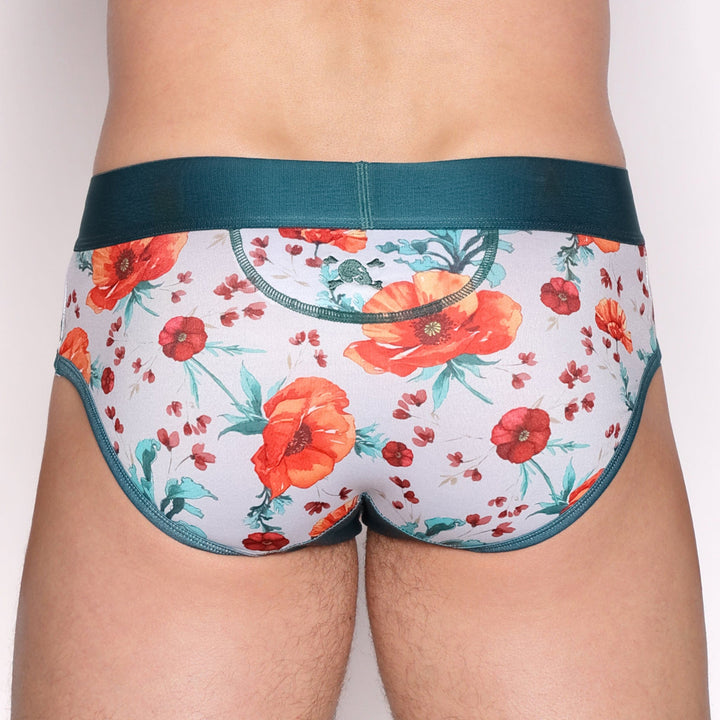 Playful Poppy Brief