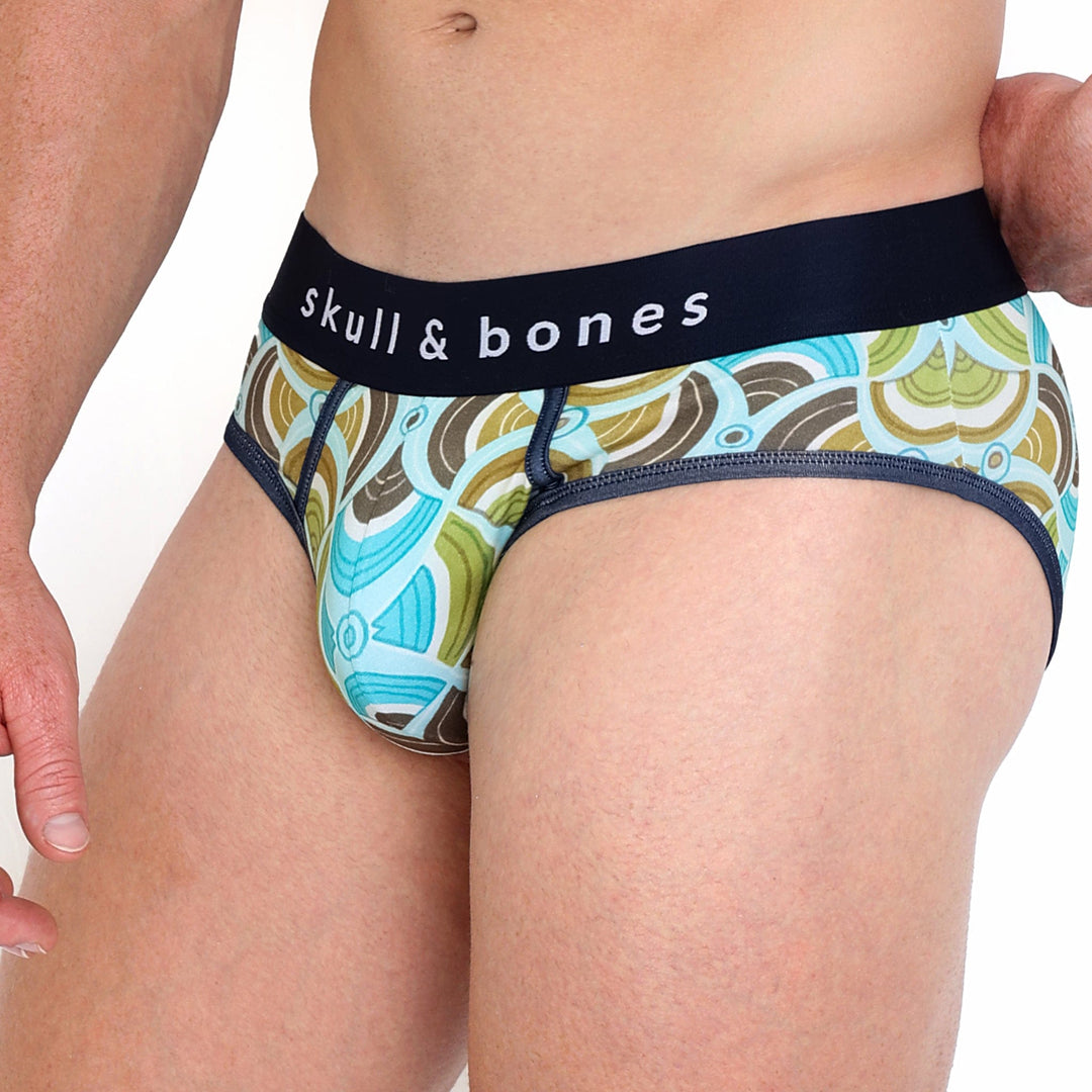 Retro Print Brief